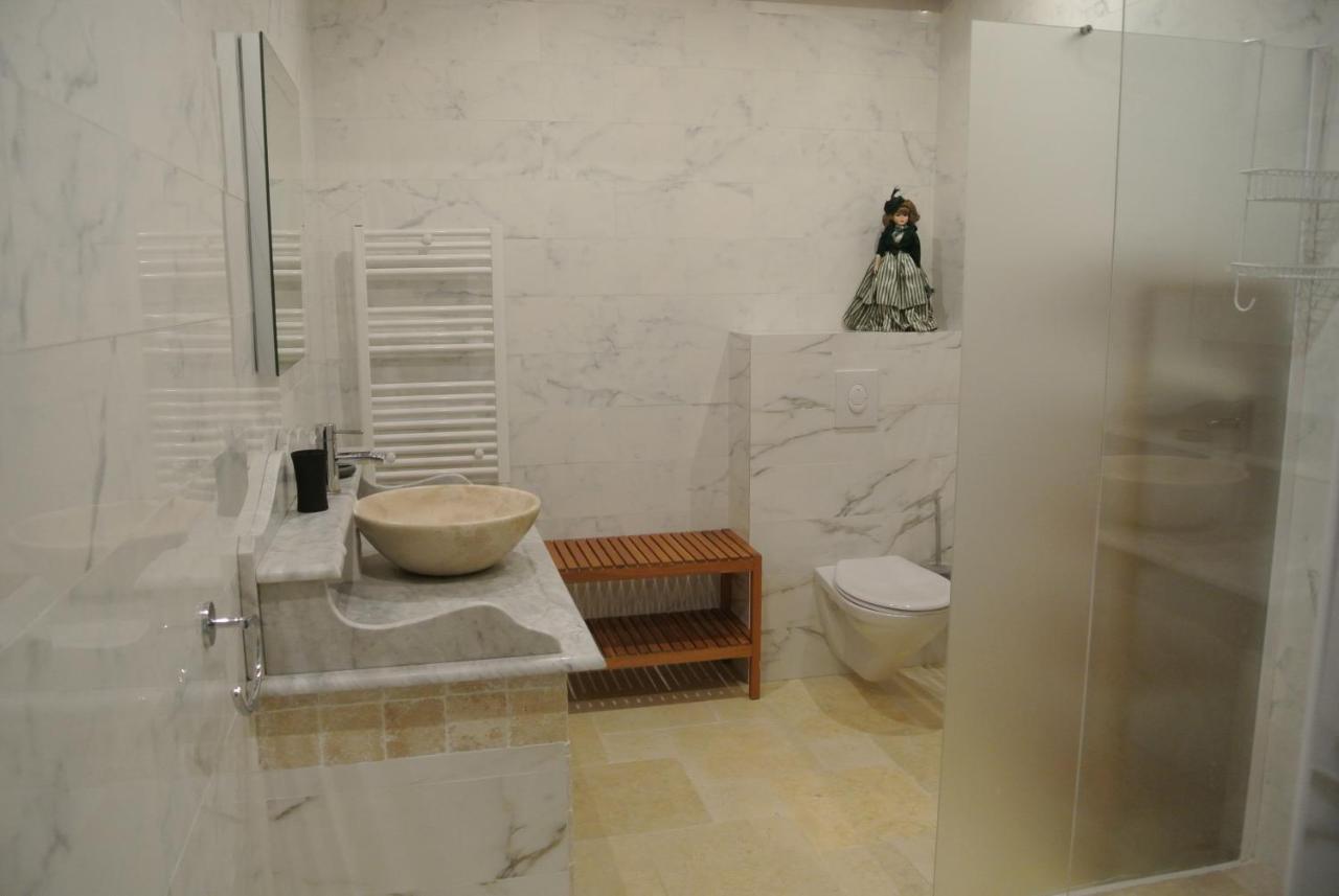 Bed and Breakfast Grand Tamaris Hosting Арль Екстер'єр фото